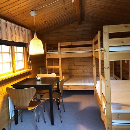 Timber Cottages With Jacuzzi And Sauna Near Lake Vaenern Karlstad Luaran gambar