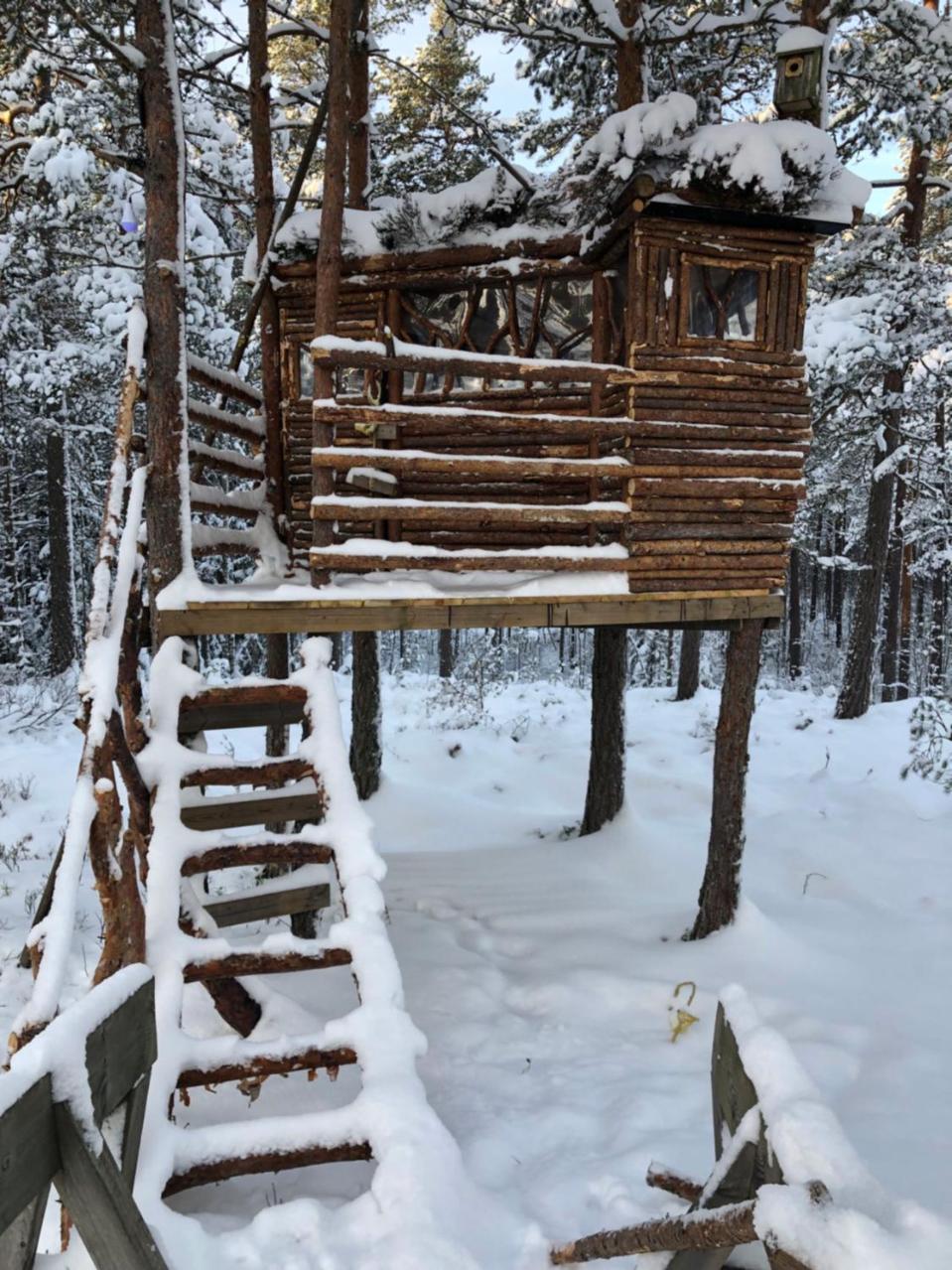 Timber Cottages With Jacuzzi And Sauna Near Lake Vaenern Karlstad Luaran gambar